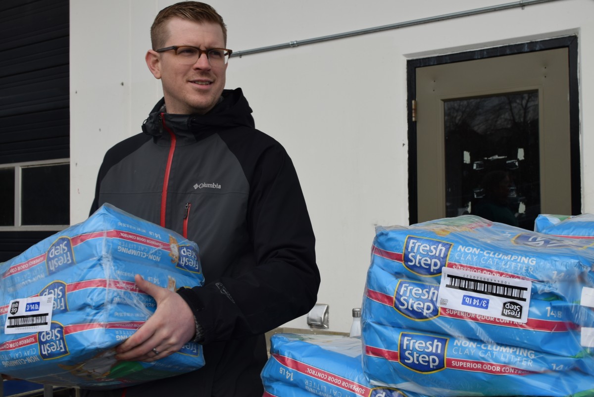 Oregon Humane Provides Bi-Weekly Pet Food Bank to Furloughed Employees